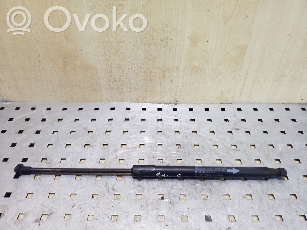 Toyota Yaris Amortyzator klapy tylnej bagażnika 