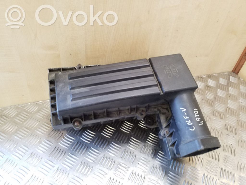Volkswagen Golf V Obudowa filtra powietrza 