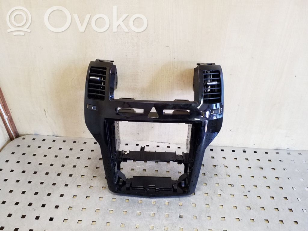 Opel Zafira B Konsola środkowa / Radio / GPS 