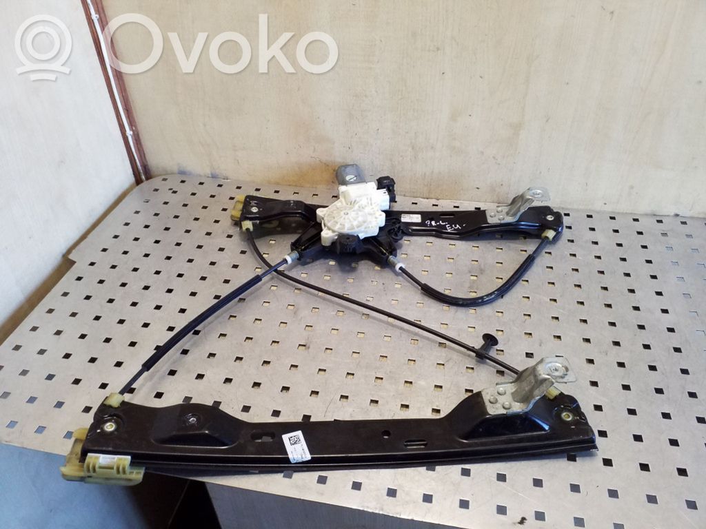 Ford Focus Front door window regulator with motor 