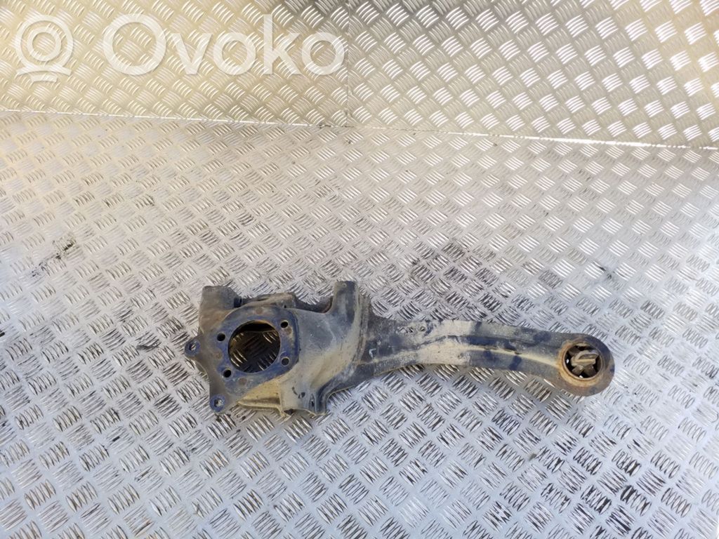 Ford Focus Brazo de suspensión/horquilla superior trasero 