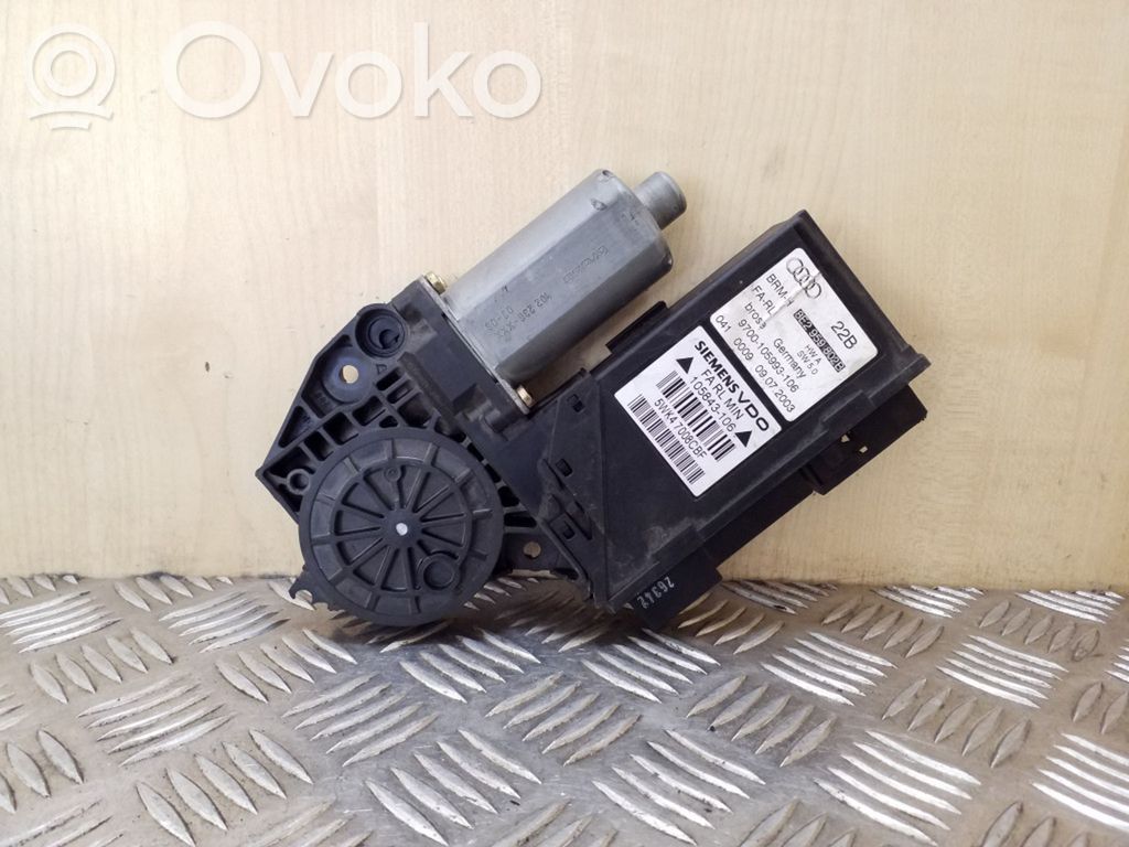 Audi A4 S4 B6 8E 8H Silnik regulatora szyby drzwi przednich 