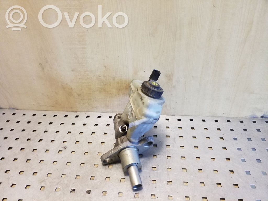 Volkswagen Jetta V Główny cylinder hamulca 
