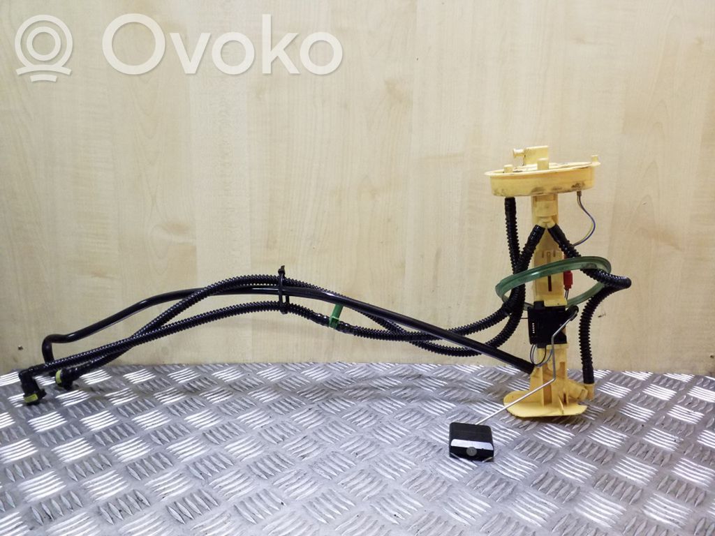 BMW X5 E70 Fuel level sensor 
