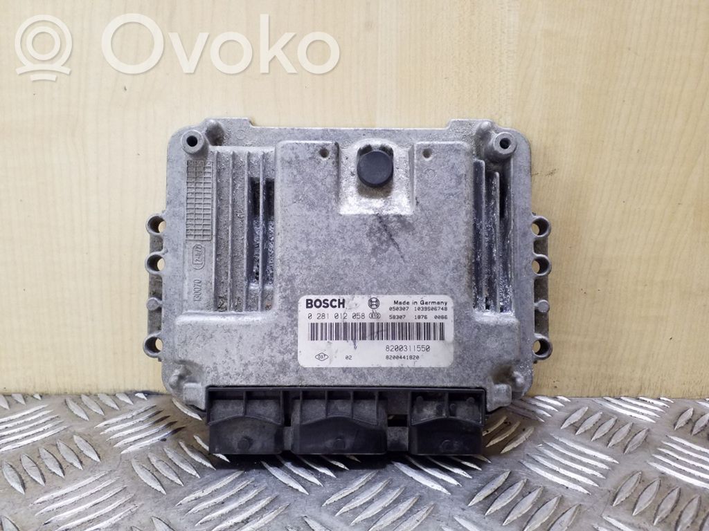 Engine control unit/module   8200311550,0281012058