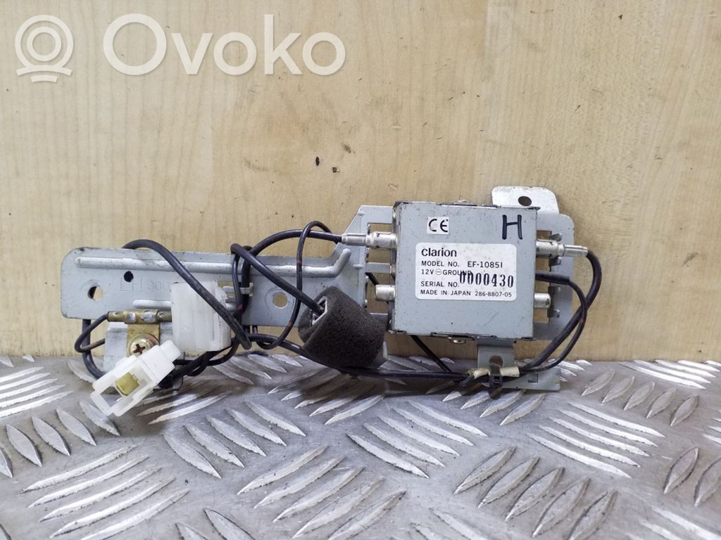 Subaru Legacy Pystyantennivahvistin 