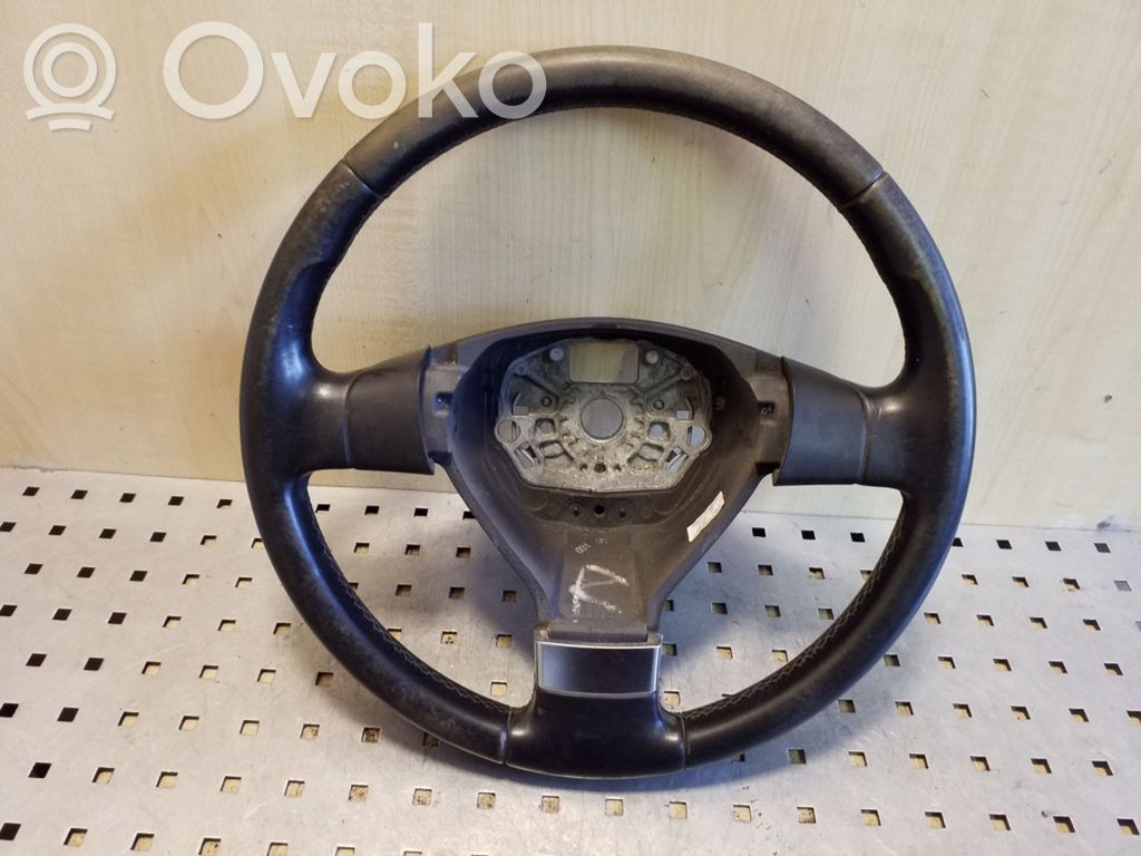 Volkswagen Tiguan Ohjauspyörä 