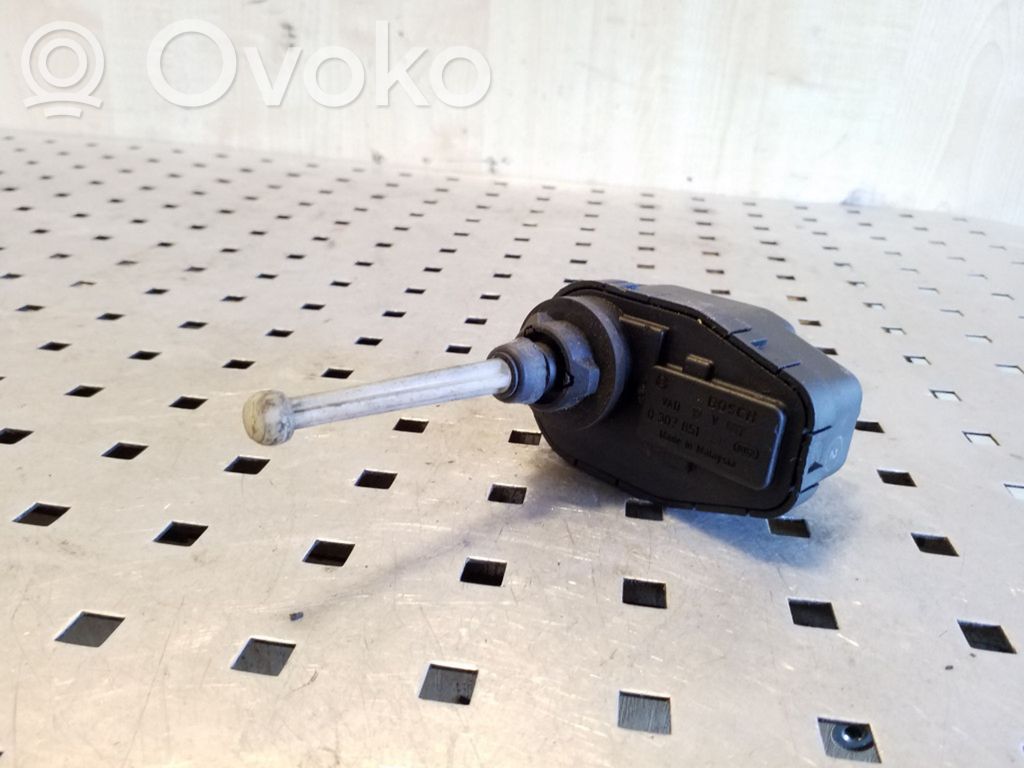 Opel Frontera A Headlight level adjustment motor 