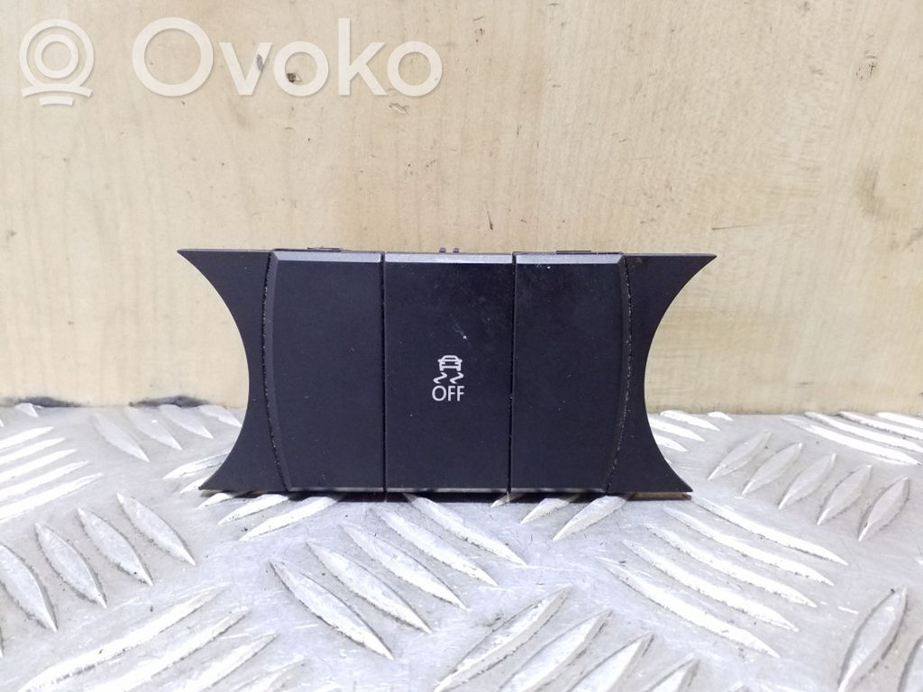 Volkswagen Touareg II ESP (stability program) switch 