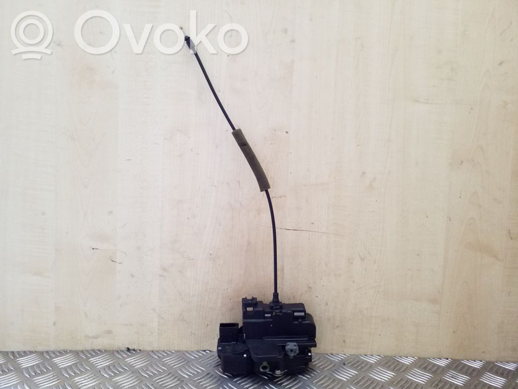 Opel Antara Front door lock 