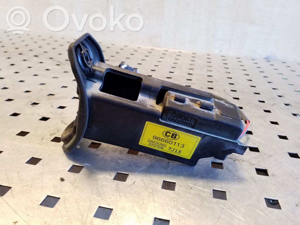 Opel Antara Fuel tank cap lock 