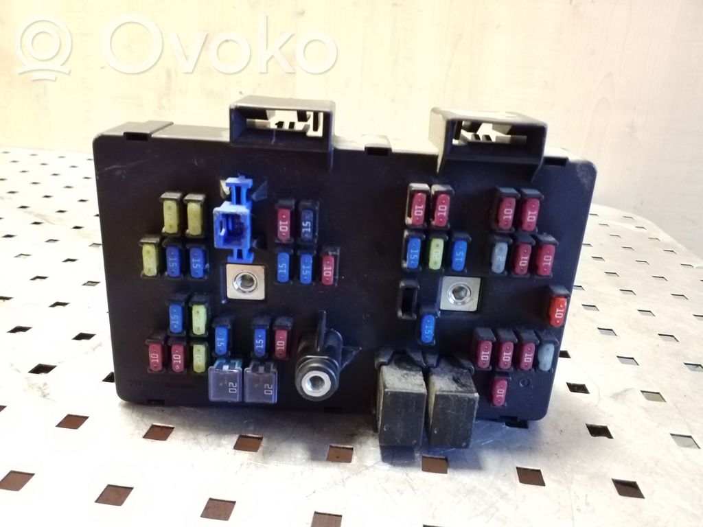 Opel Antara Drošinātāju bloks 