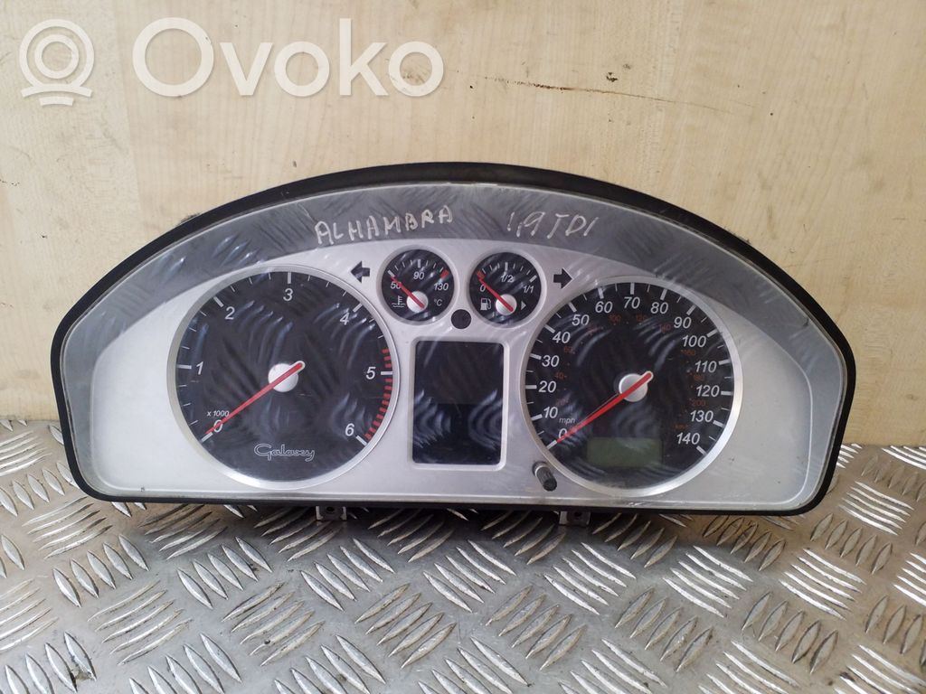 Seat Alhambra (Mk1) Geschwindigkeitsmesser Cockpit 