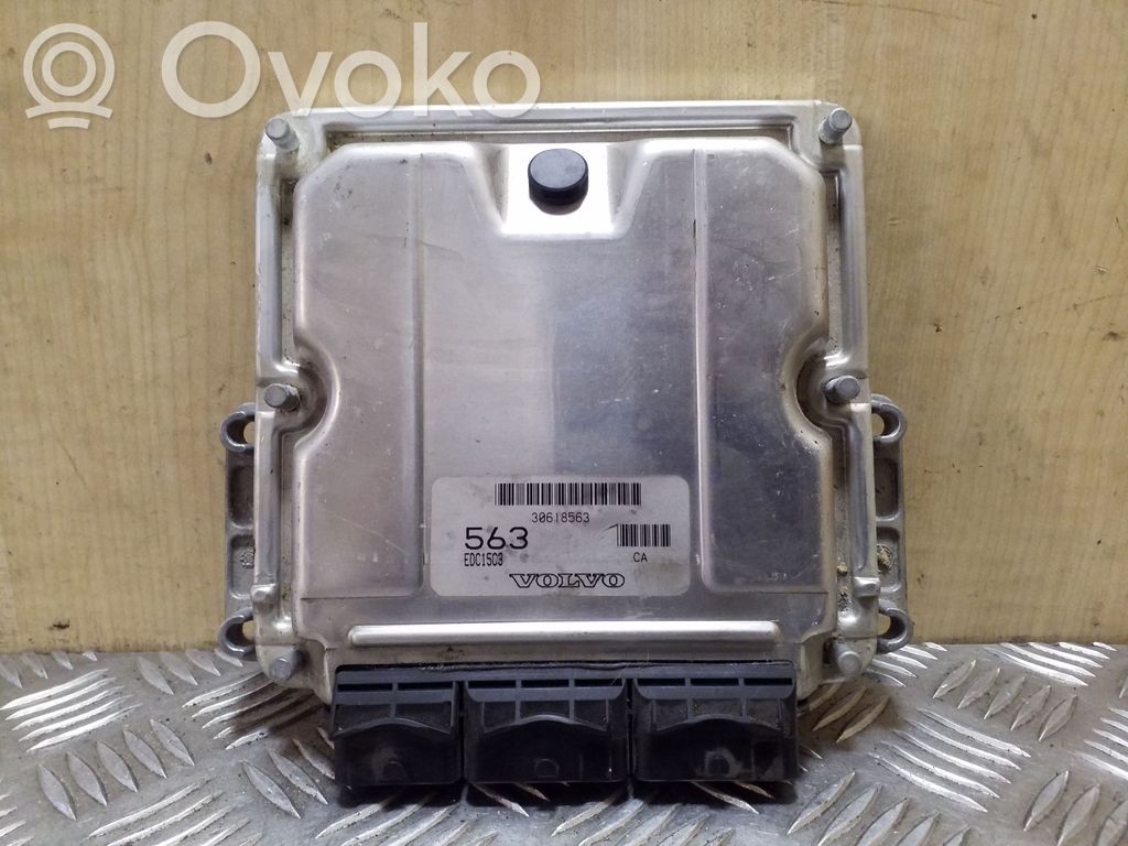 Volvo S40, V40 Engine control unit/module 