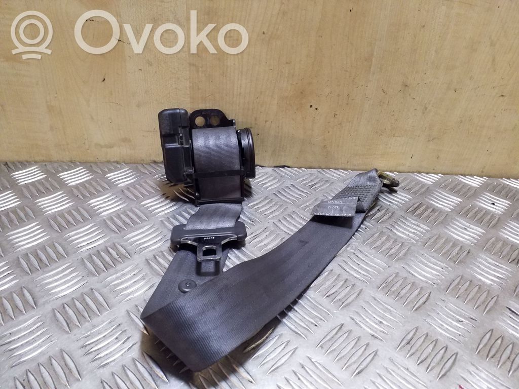 Volvo S40, V40 Cinturón trasero 