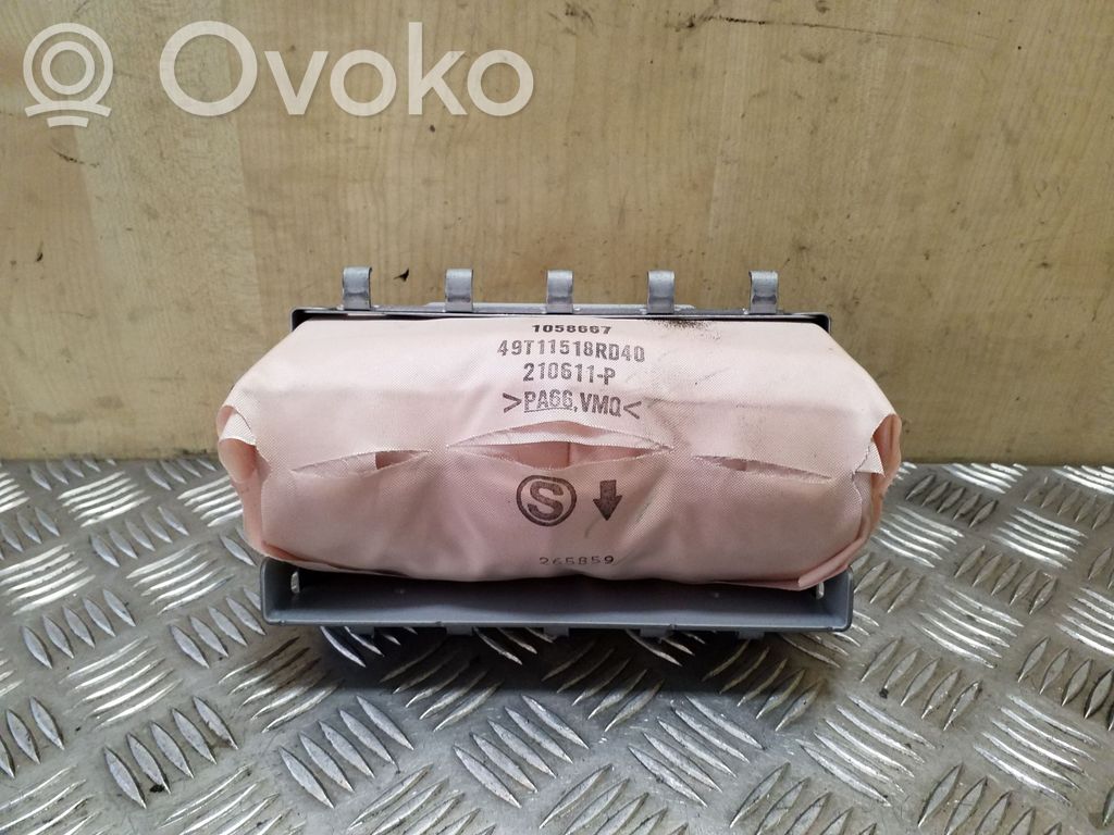 Subaru Outback Passenger airbag 