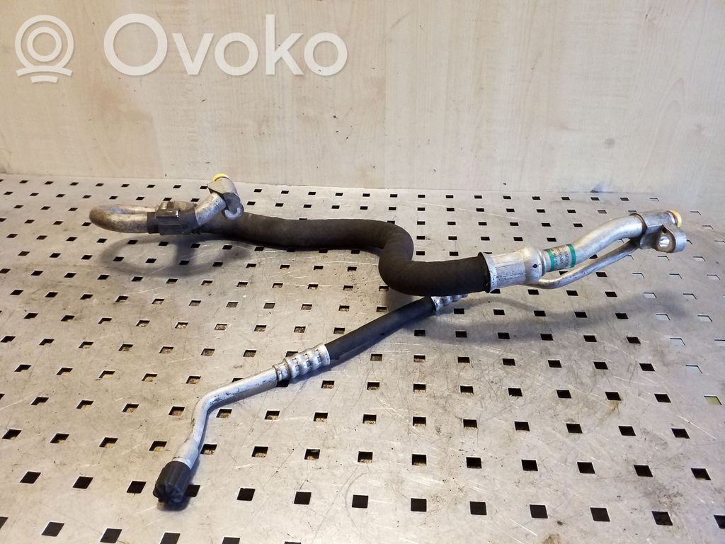 BMW 3 E90 E91 Wąż / Przewód klimatyzacji A/C 