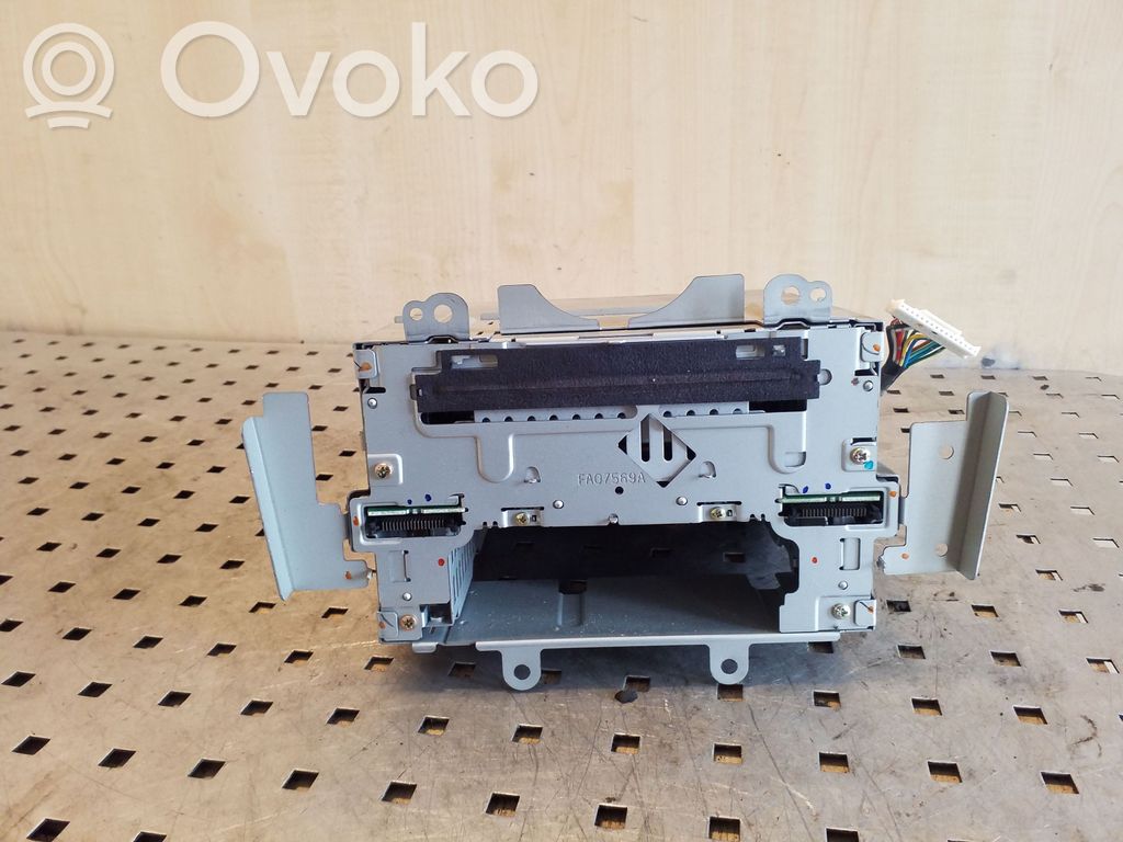 Mazda 6 Radio / CD-Player / DVD-Player / Navigation 