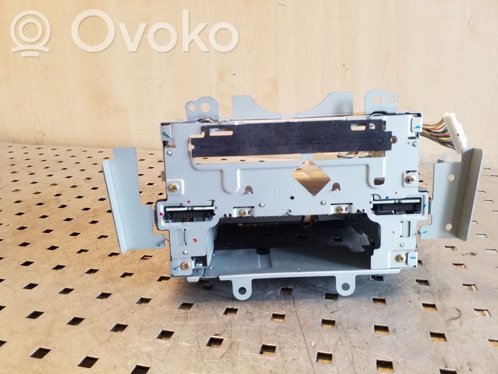 Mazda 6 Radio / CD-Player / DVD-Player / Navigation 