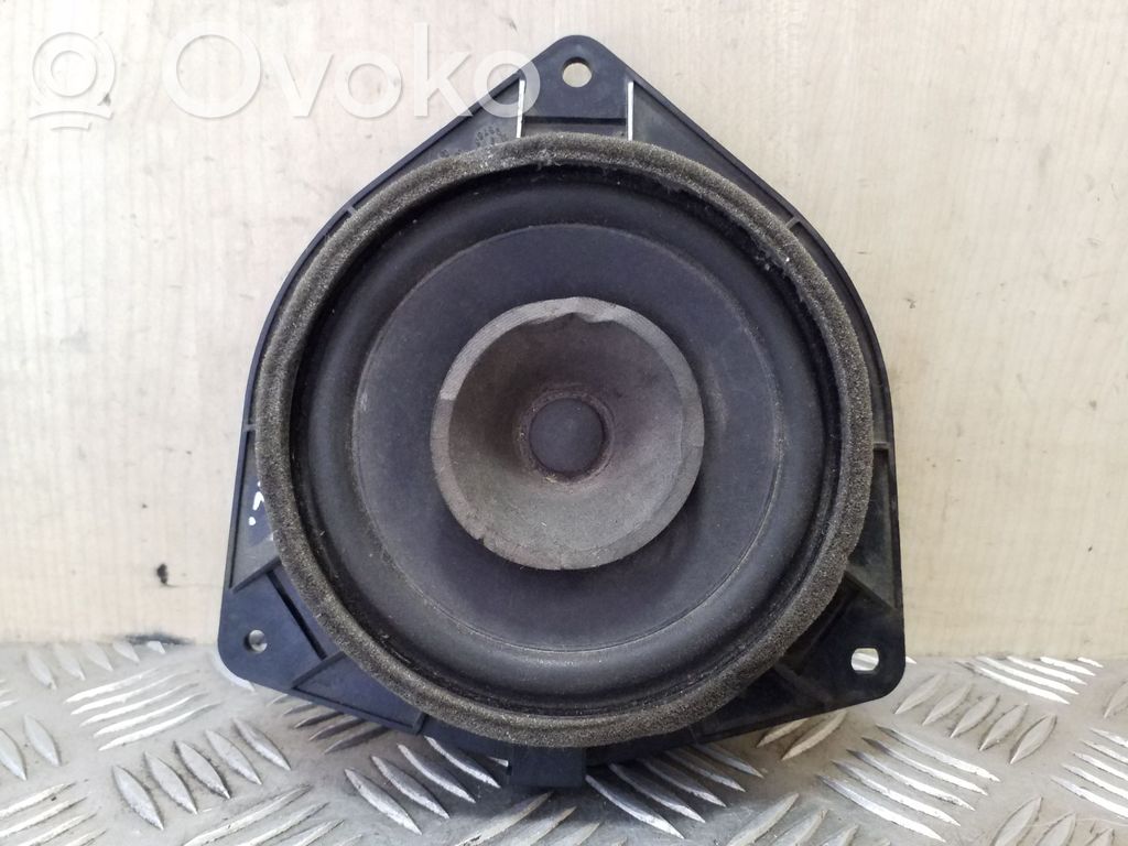 Toyota Corolla E120 E130 Altavoz de la puerta trasera 