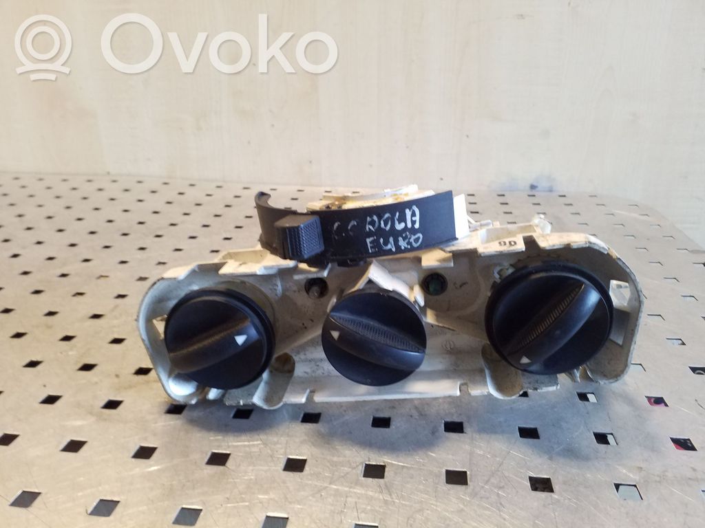 Toyota Corolla E120 E130 Climate control unit 