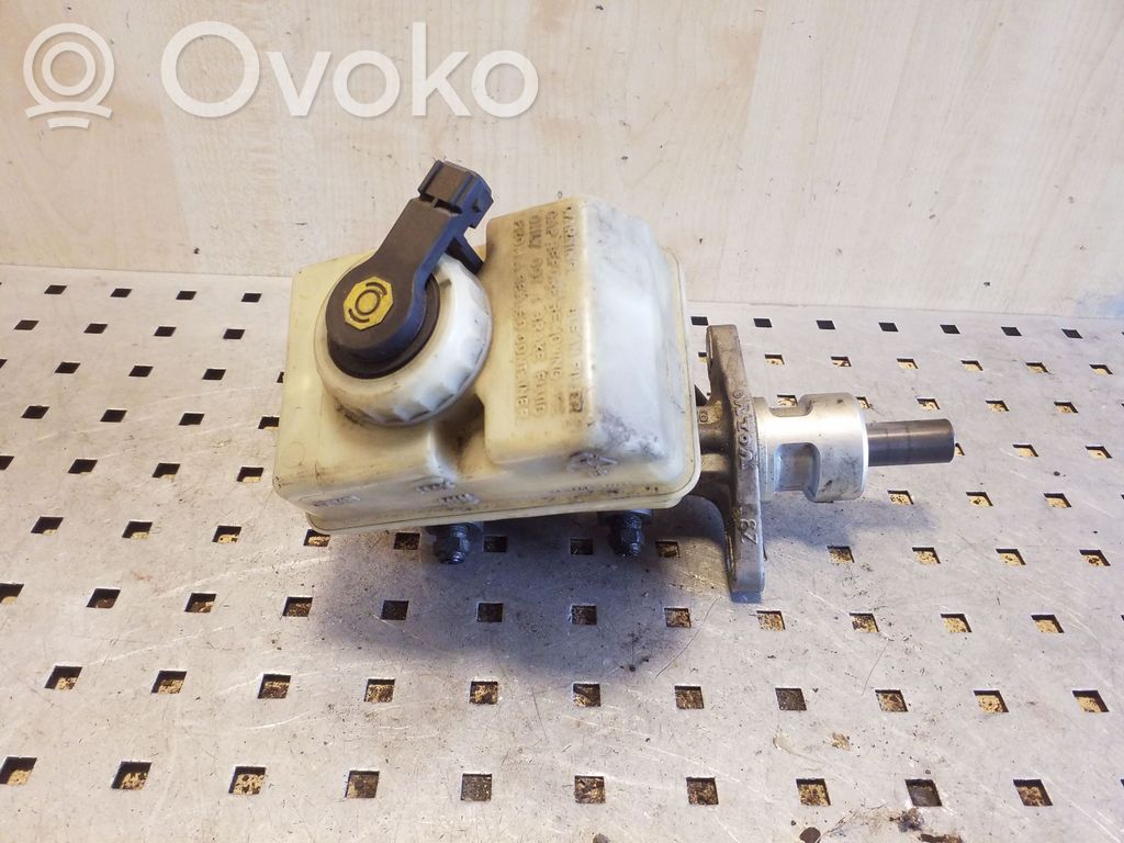 Volvo S70  V70  V70 XC Pääjarrusylinteri 