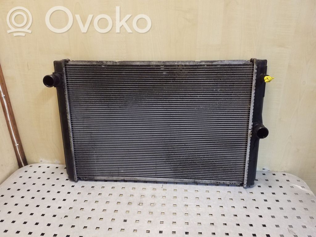 Toyota Auris E180 Radiator lichid răcire 