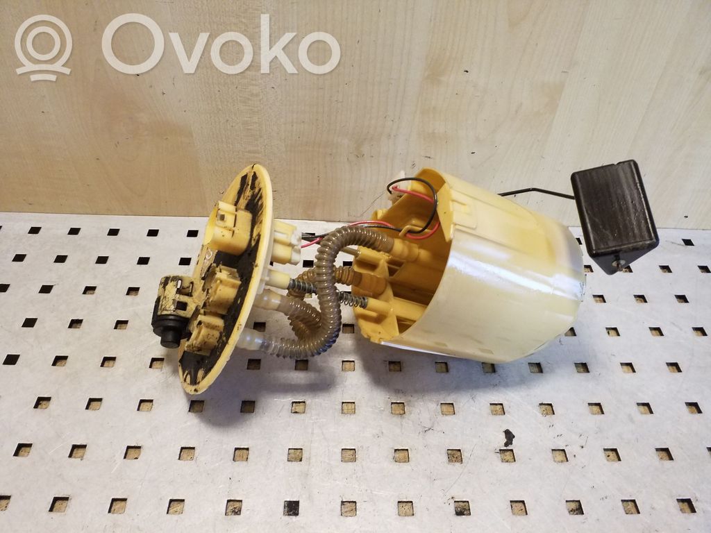 Toyota Auris E180 Sensor de nivel de combustible 