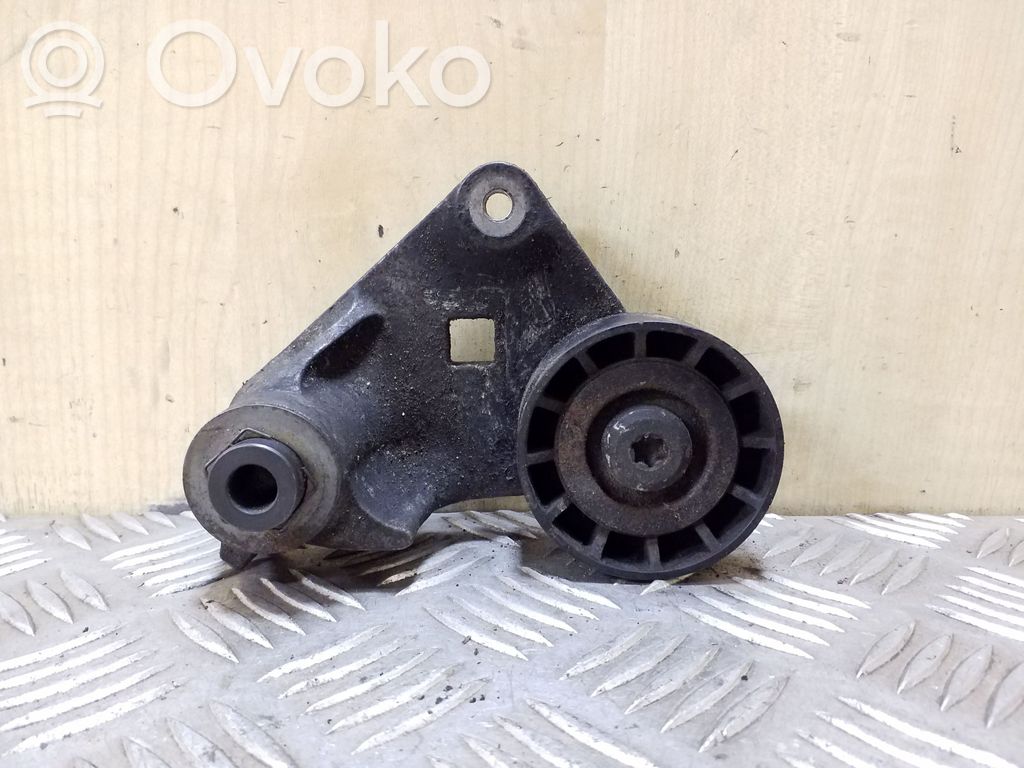 Ford Mondeo Mk III Diržo įtempėjas 