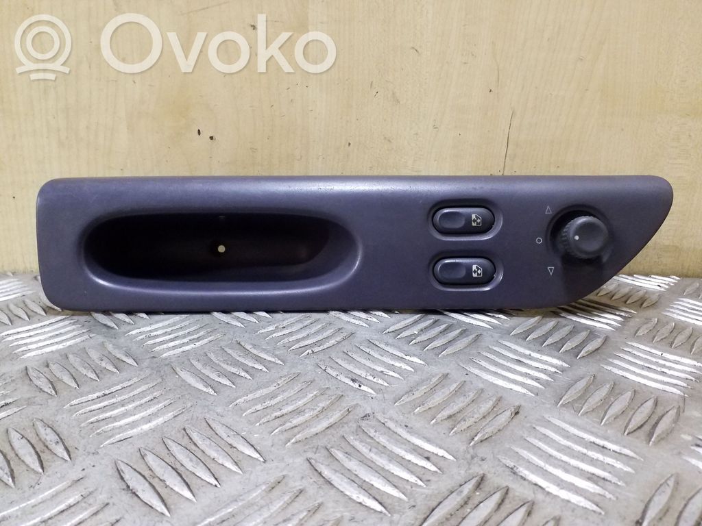 Renault Espace III Electric window control switch 