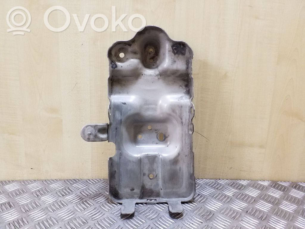 Battery tray