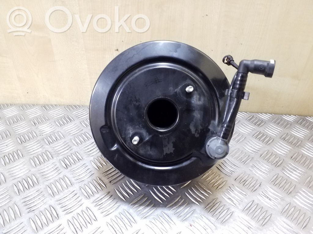 BMW 3 E90 E91 Brake booster 