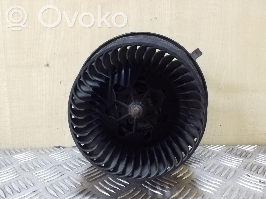 Pulseur d'air habitacle   985467W,6933664,CZ1163407737