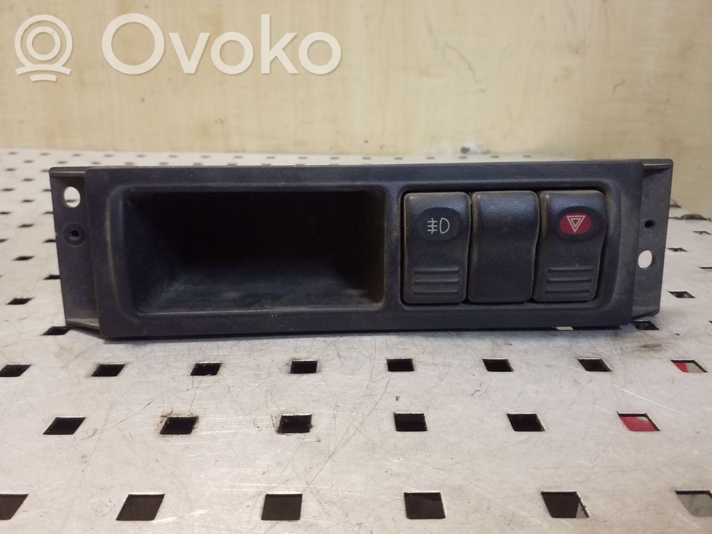 Hazard light switch   10243814,541106
