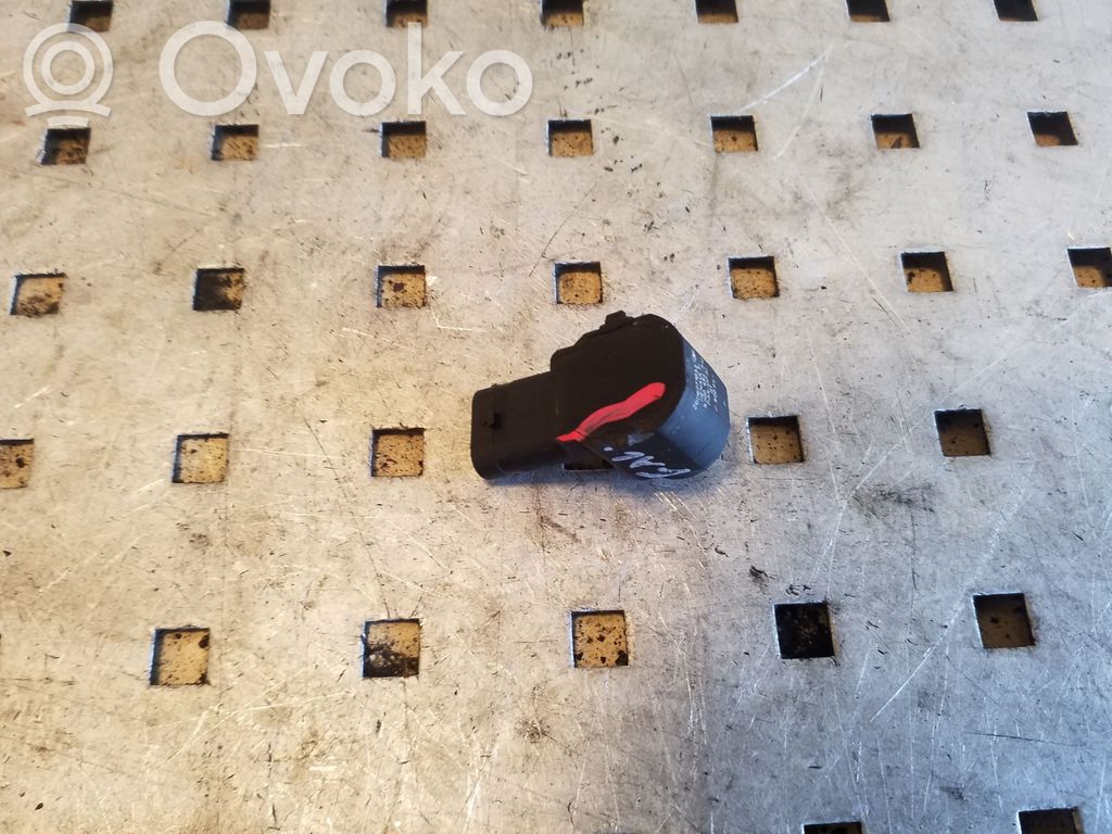 Renault Trafic II (X83) Parking PDC sensor 