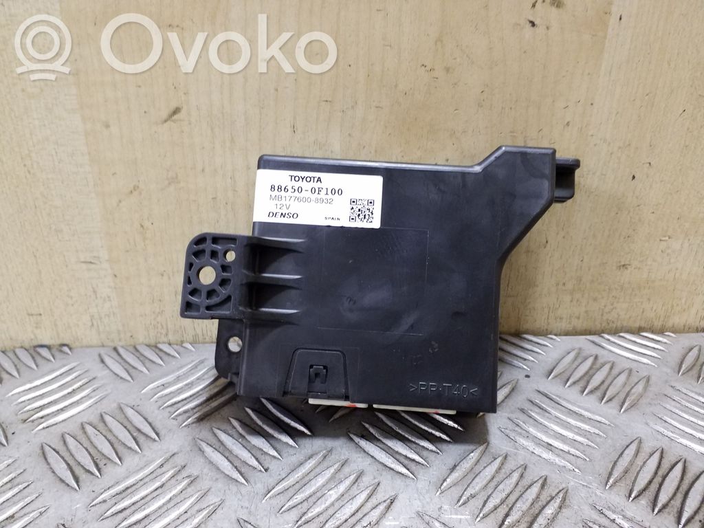 Toyota Verso Air conditioning/heating control unit 
