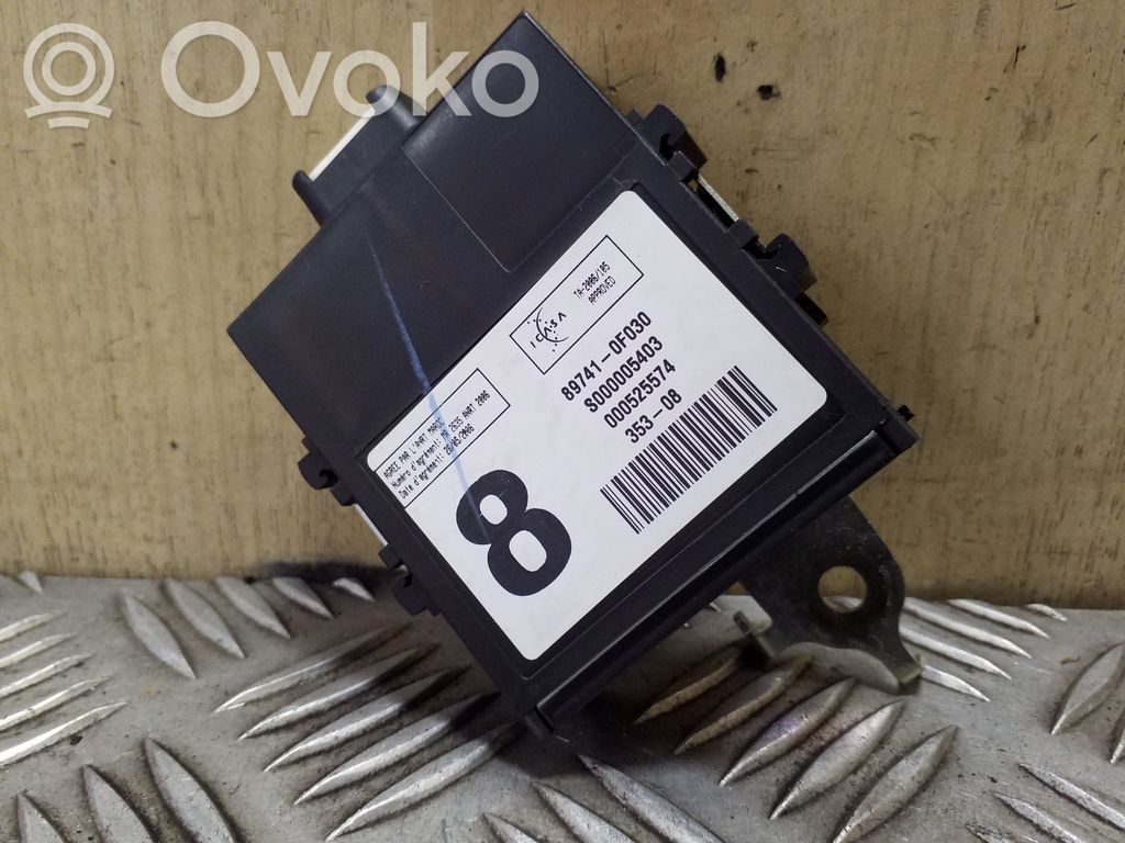 Toyota Verso Door control unit/module 