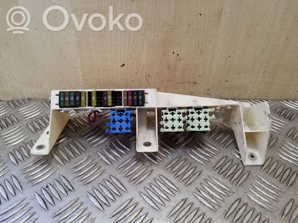 BMW X5 E53 Fuse module 