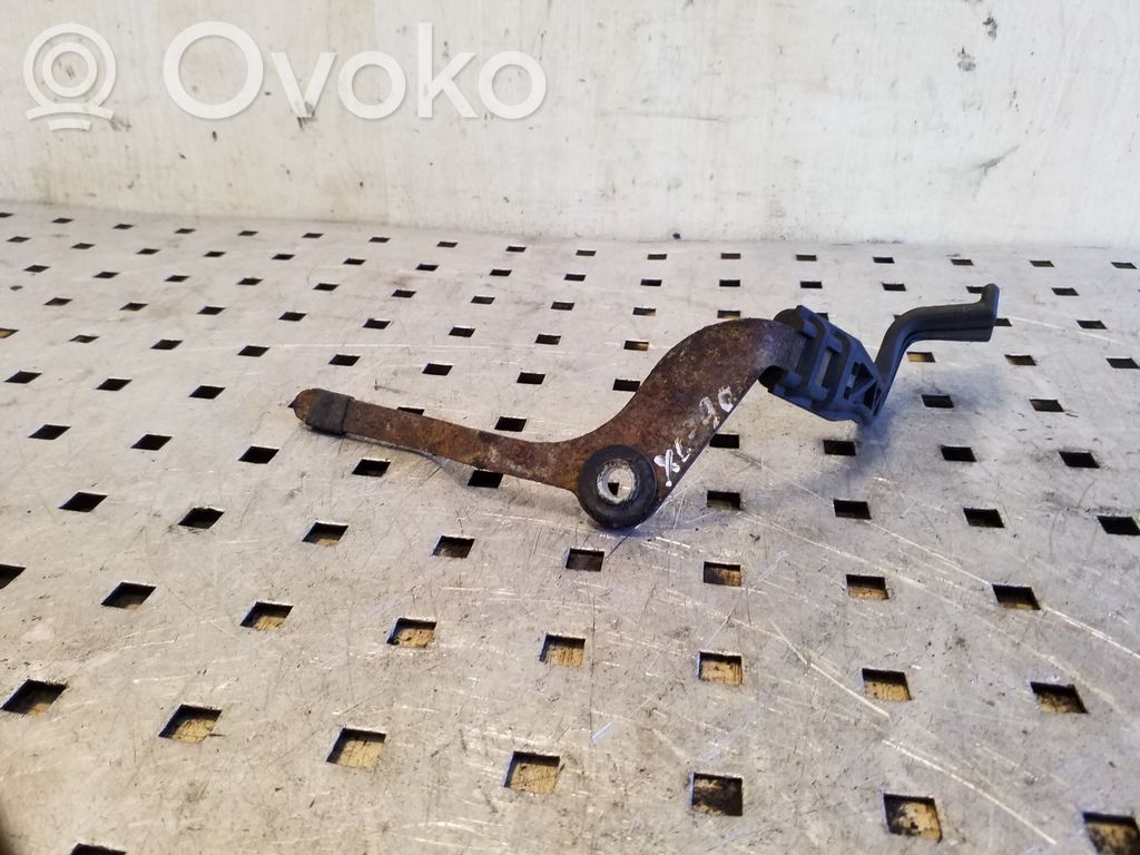 Volvo XC90 Engine bonnet (hood) release handle 