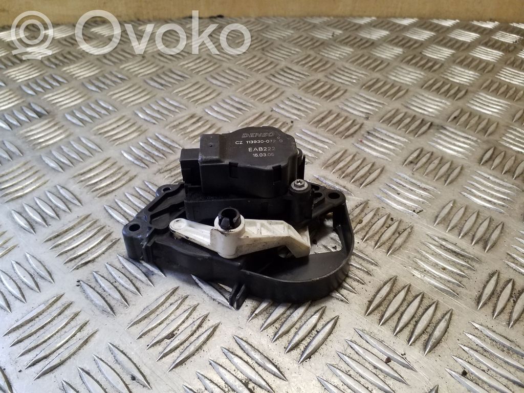 BMW 3 E90 E91 Oro sklendės varikliukas 