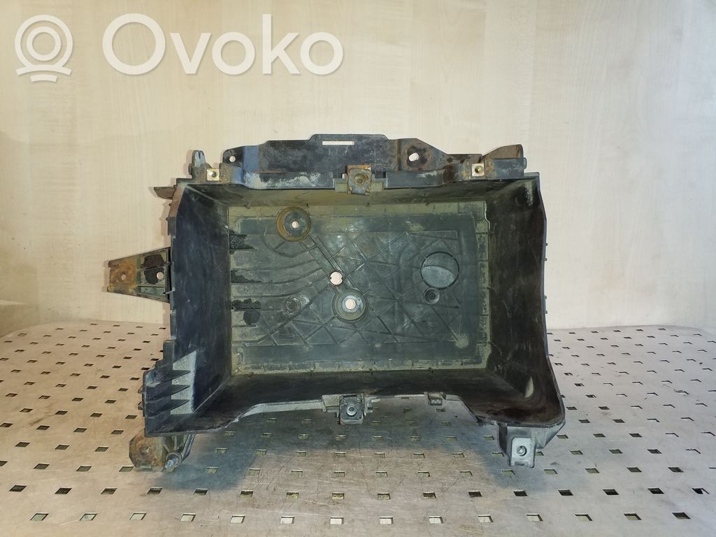Renault Megane III Podstawa / Obudowa akumulatora 