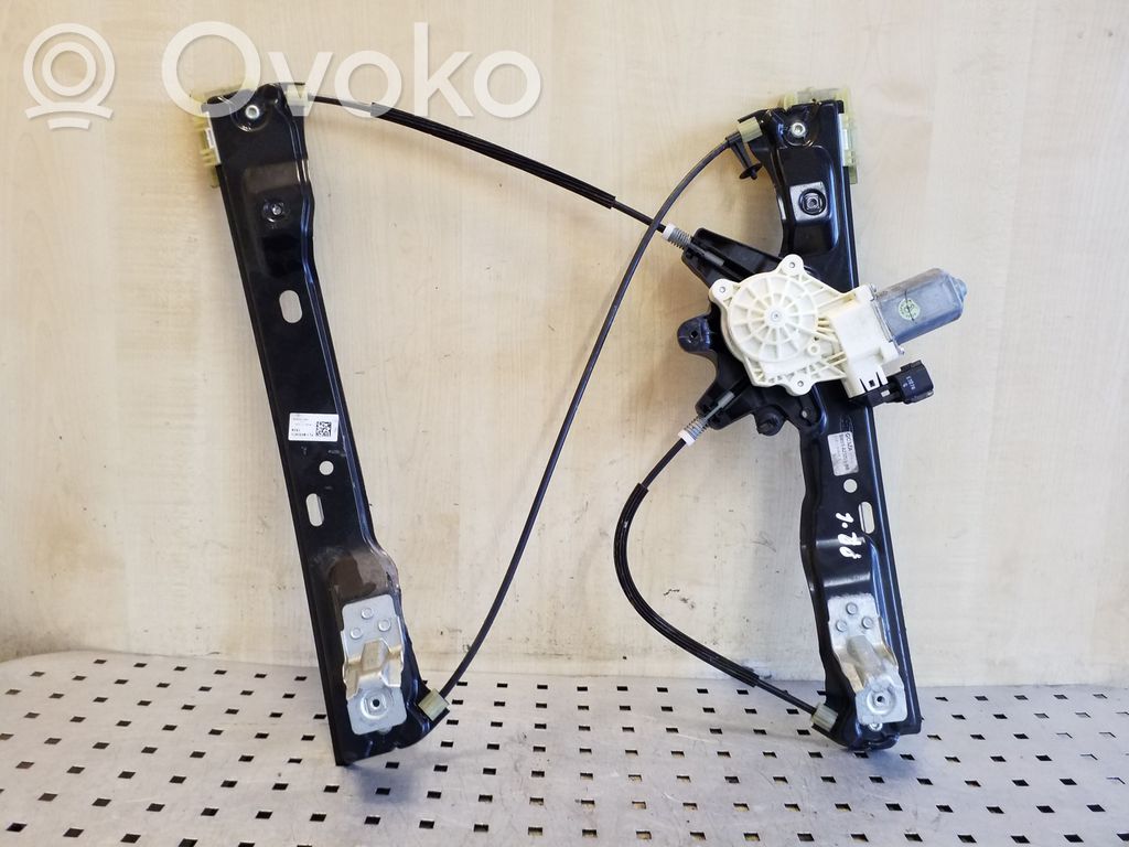 Ford Focus Front door window regulator with motor 