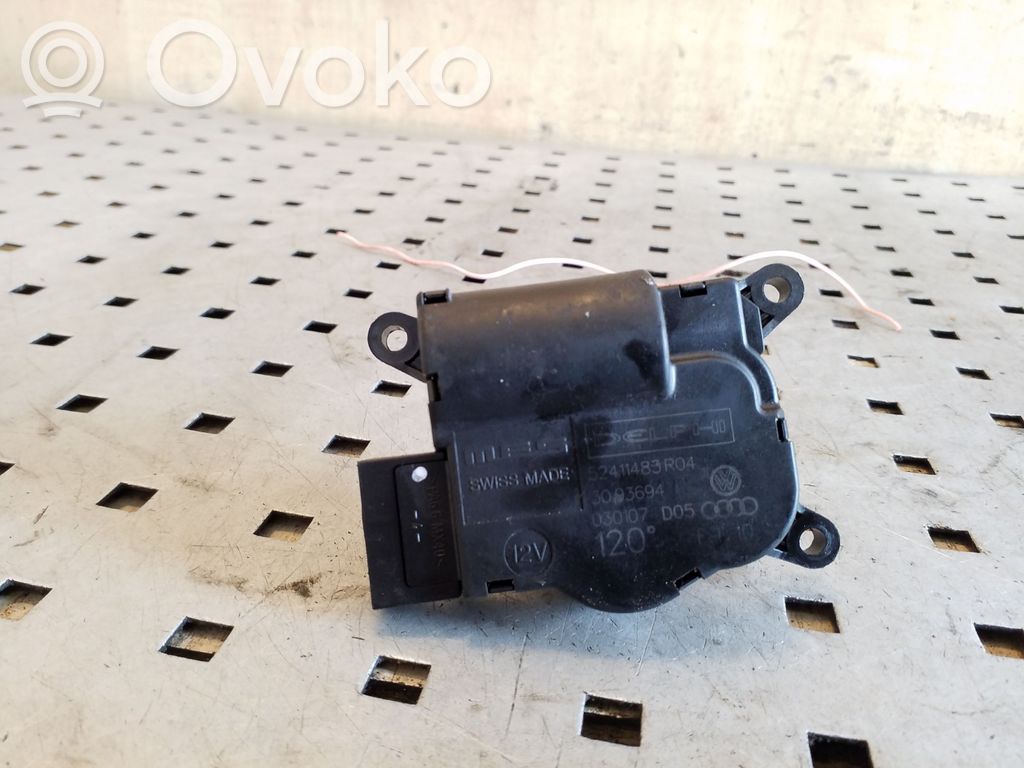 Audi Q7 4L Oro sklendės varikliukas 