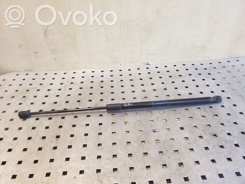 BMW 3 E90 E91 Amortizatorius galinio dangčio 