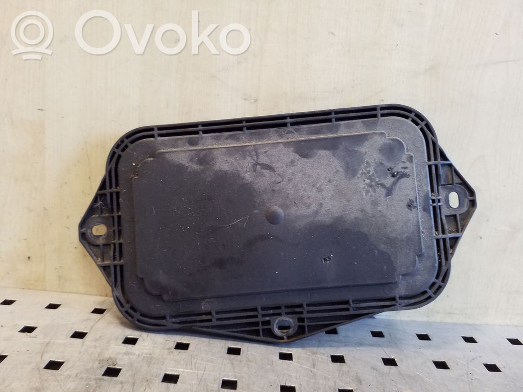 Alte piese compartiment motor   1K0941369A