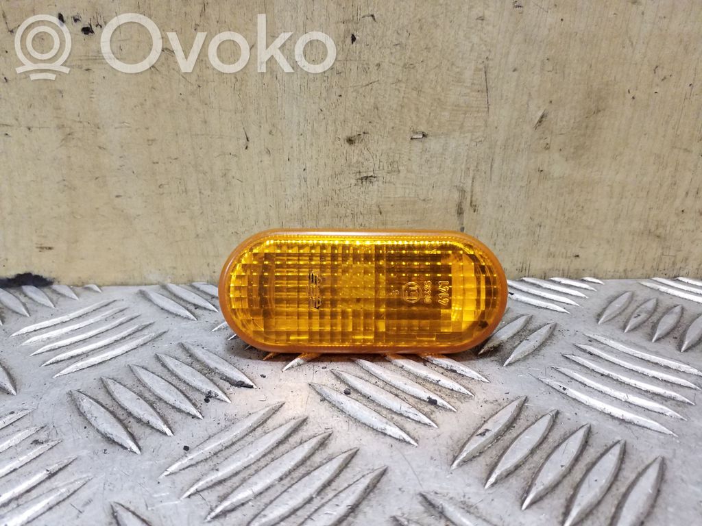 Volkswagen Transporter - Caravelle T5 Seitenblinker