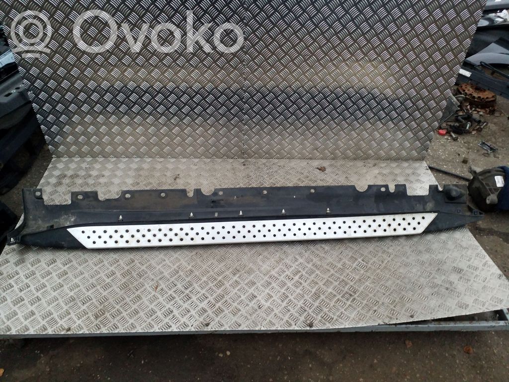 BMW X5 E70 Sill 