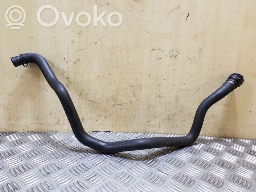 BMW X5 E70 Engine coolant pipe/hose 