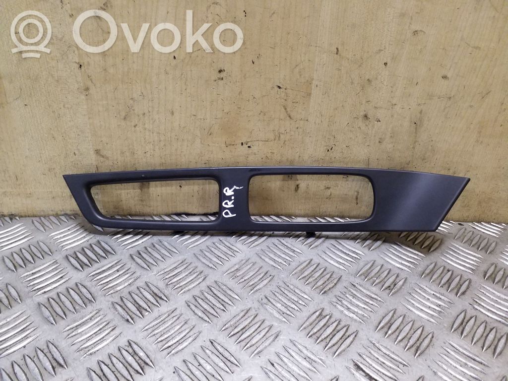 Volvo S60 Ramka przycisków otwierania szyby drzwi przednich 