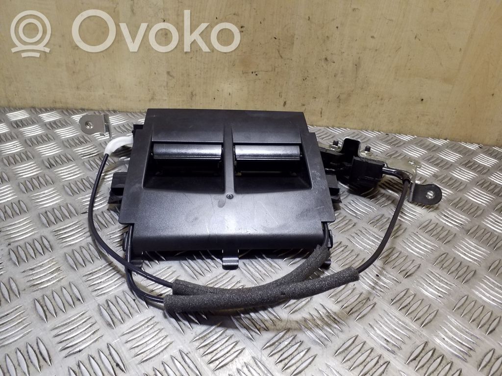 Volvo S60 Gancio dello schienale del sedile 